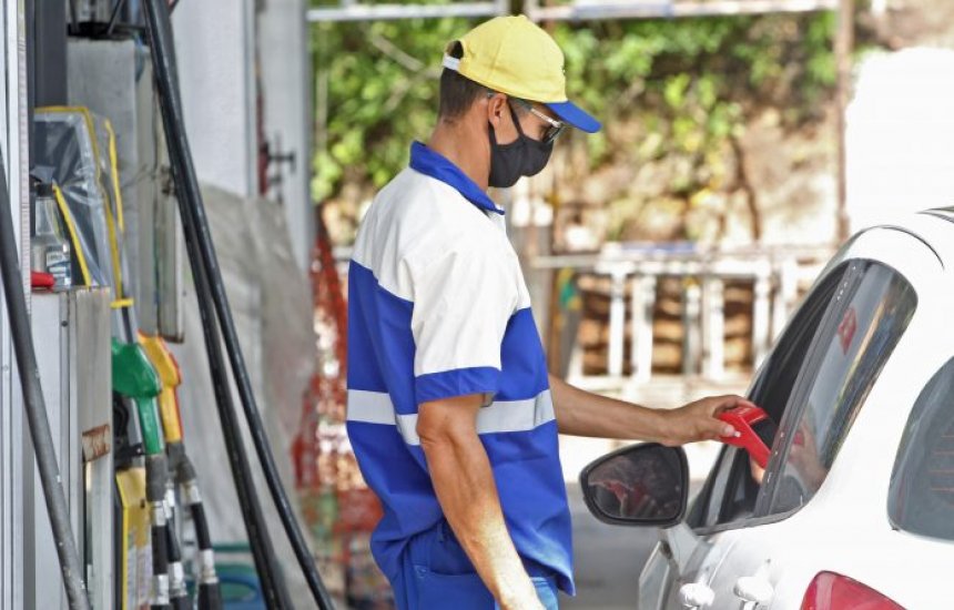 [Consumidores podem denunciar irregulares em postos de combustíveis através do Disque Denúncia Bahia]