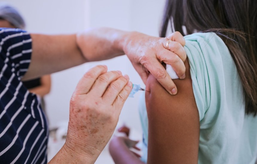 [Confira os postos de vacinação contra Covid-19 em Camaçari nesta sexta (12)]