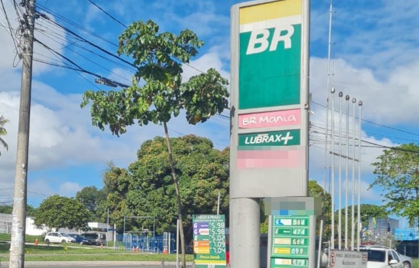 [Petrobras anuncia nova redução no valor do litro da gasolina vendido a distribuidoras]